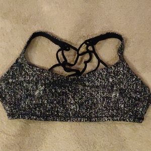 Size 8 Lululemon strappy bra
